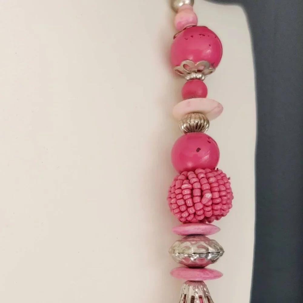 Vintage seed bead, silver and bead necklace
